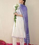Women Embroidered Regular Thread Work Pure Cotton Kurta with Trousers