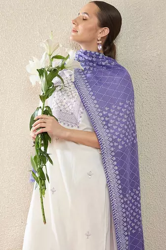 Women Embroidered Regular Thread Work Pure Cotton Kurta with Trousers