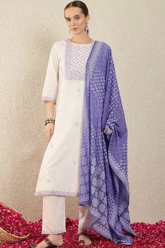 Women Embroidered Regular Thread Work Pure Cotton Kurta with Trousers