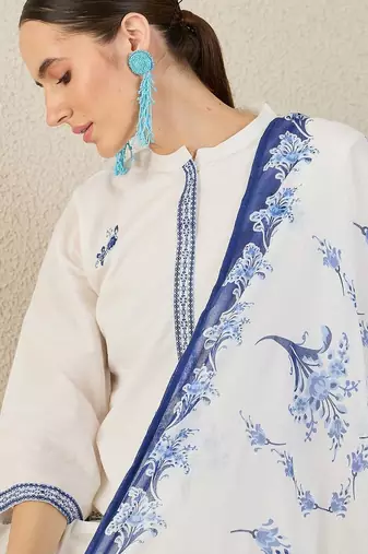 Women Floral Embroidered Regular Thread Work Pure Cotton Kurta with Trousers & With Dupatta
