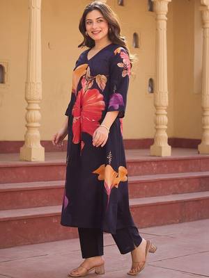 Women Floral Printed Regular Pure Cotton Kurta with Trousers 5