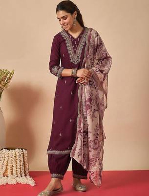 Women Ethnic Motifs Embroidered Regular Thread Work Kurta with Patiala & With Dupatta 1