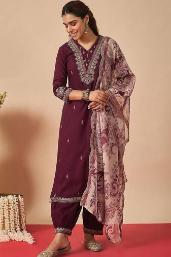 Women Ethnic Motifs Embroidered Regular Thread Work Kurta with Patiala & With Dupatta