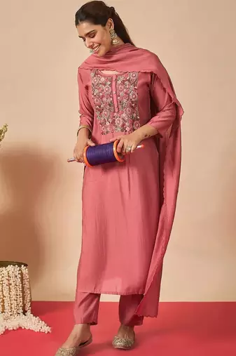 Women Floral Embroidered Regular Thread Work Kurta with Trousers & With Dupatta