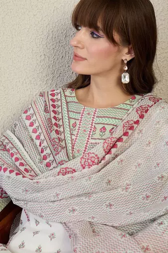 Women Ethnic Motifs Printed Regular Pure Cotton Kurta with Trousers & With Dupatta