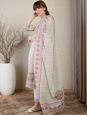 Women Ethnic Motifs Printed Regular Pure Cotton Kurta with Trousers & With Dupatta 6