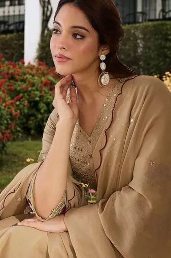 Women Ethnic Motifs Embroidered Regular Mirror Work Pure Cotton Kurta with Trousers & With Dupatta