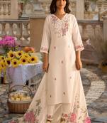 Women Floral Embroidered Regular Thread Work Kurta with Trousers & With Dupatta
