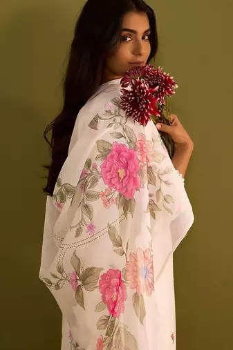 Women Floral Embroidered Regular Thread Work Kurta with Trousers & With Dupatta