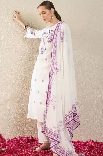 Women Floral Embroidered Regular Thread Work Pure Cotton Kurta with Trousers & With Dupatta