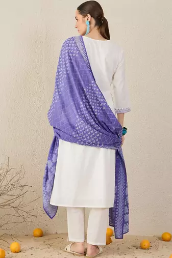 Ethnic Motifs Embroidered Thread Work Pure Cotton Kurta With Trousers & Dupatta