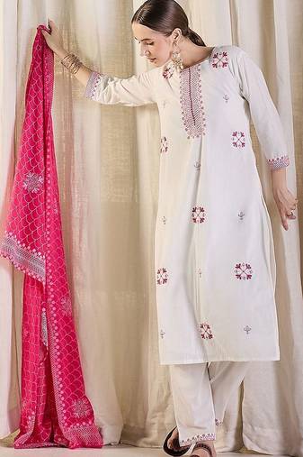 Women Ethnic Motifs Embroidered Regular Thread Work Pure Cotton Kurta with Trousers & With Dupatta