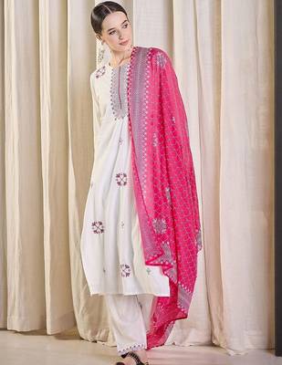 Women Ethnic Motifs Embroidered Regular Thread Work Pure Cotton Kurta with Trousers & With Dupatta 5