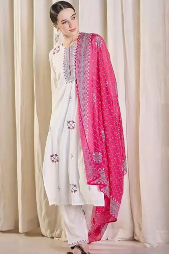 Women Ethnic Motifs Embroidered Regular Thread Work Pure Cotton Kurta with Trousers & With Dupatta