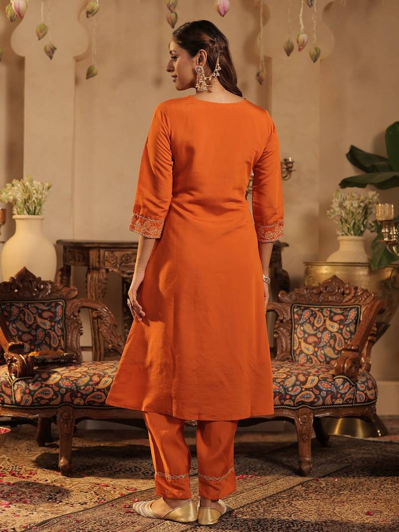 Women Ethnic Motifs Printed Kurta with Trouser& With Dupatta