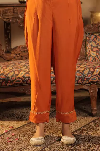 Women Ethnic Motifs Printed Kurta with Trouser& With Dupatta