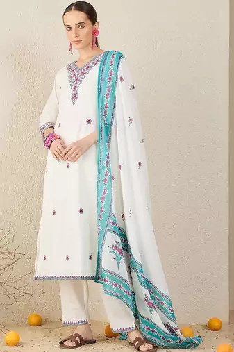 Floral Embroidered Thread Work Pure Cotton V-Neck Kurta With Trouser & Dupatta