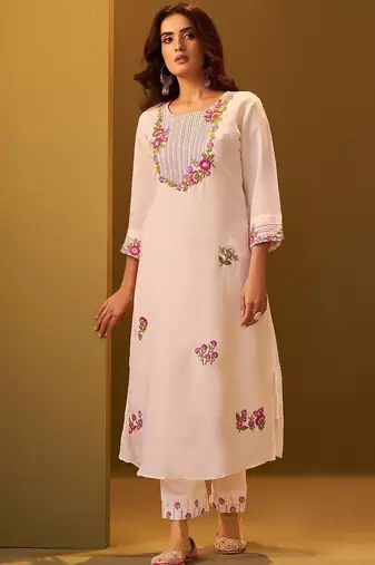 Women Floral Embroidered Thread Work Round Neck Straight Kurta with Trousers