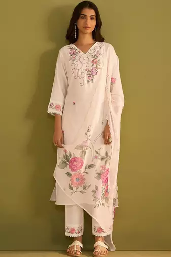 Women Floral Embroidered Regular Thread Work Kurta with Trousers & With Dupatta