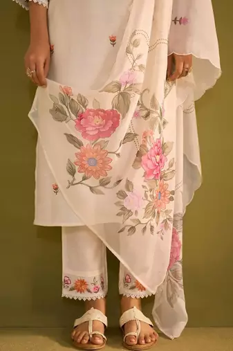 Women Floral Embroidered Regular Thread Work Kurta with Trousers & With Dupatta