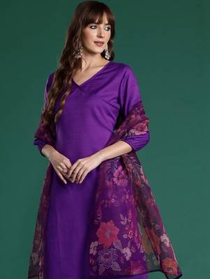 Women Angrakha Kurta with Trousers & With Dupatta 3