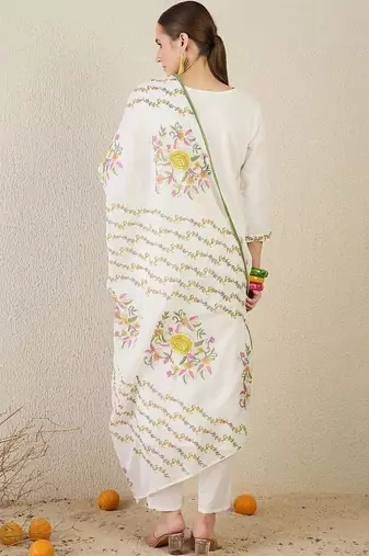 Women Floral Embroidered Regular Thread Work Pure Cotton Kurta with Trousers & With Dupatta