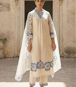 Women Floral Embroidered Regular Thread Work Kurta with Trousers & With Dupatta