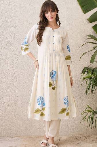 Women Floral Printed Regular Pure Cotton Kurta with Trousers