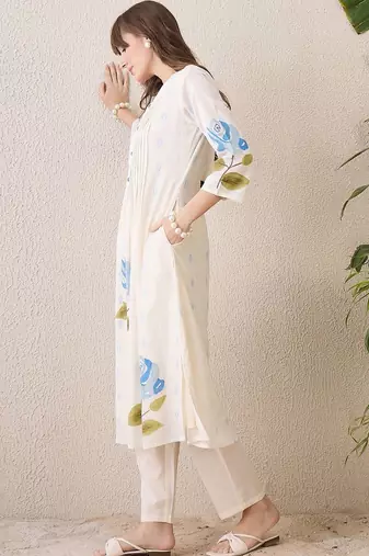 Women Floral Printed Regular Pure Cotton Kurta with Trousers