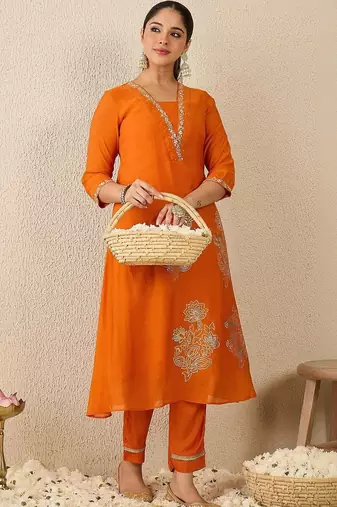 Women Ethnic Motifs Embroidered Regular Kurta with Trousers