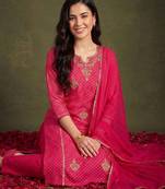 Women Ethnic Motifs Printed Regular Thread Work Kurta with Trousers & With Dupatta