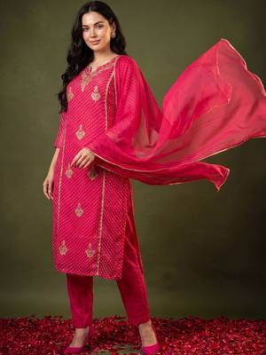Women Ethnic Motifs Printed Regular Thread Work Kurta with Trousers & With Dupatta 3