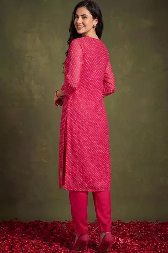 Women Ethnic Motifs Printed Regular Thread Work Kurta with Trousers & With Dupatta