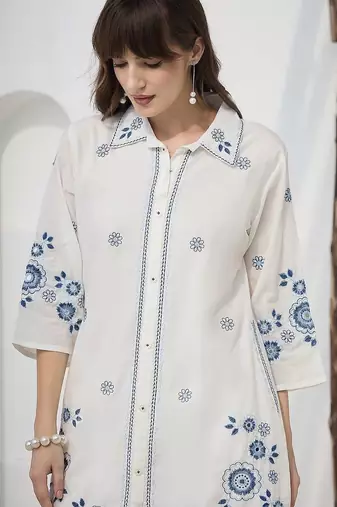 Women Floral Embroidered Regular Thread Work Pure Cotton Kurta with Trousers