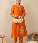 Women Ethnic Motifs Embroidered Regular Kurta with Trousers