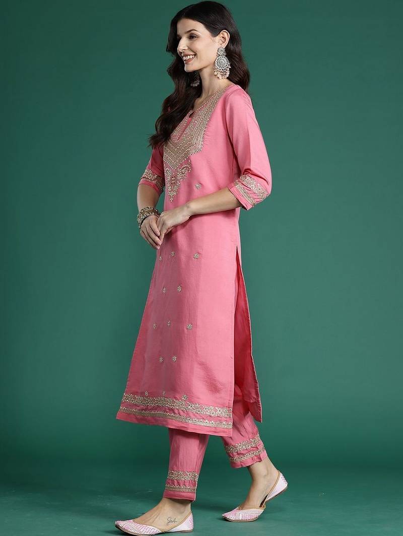 Women Ethnic Motifs Embroidered Regular Kurta with Trousers & With Dupatta