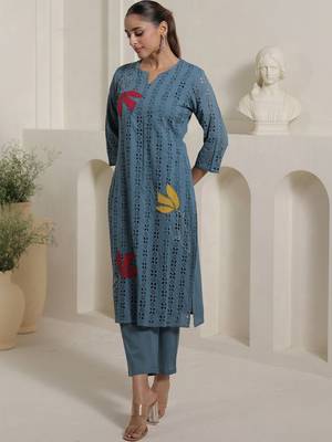 Women Floral Embroidered Regular Thread Work Pure Cotton Kurta with Trousers 1