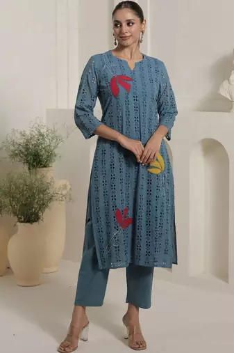 Women Floral Embroidered Regular Thread Work Pure Cotton Kurta with Trousers