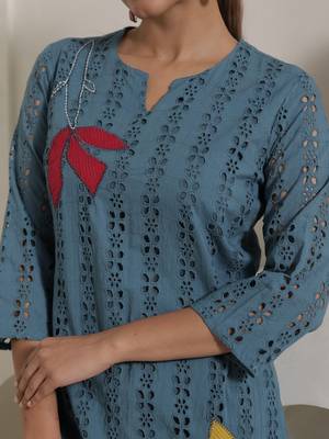 Women Floral Embroidered Regular Thread Work Pure Cotton Kurta with Trousers 5