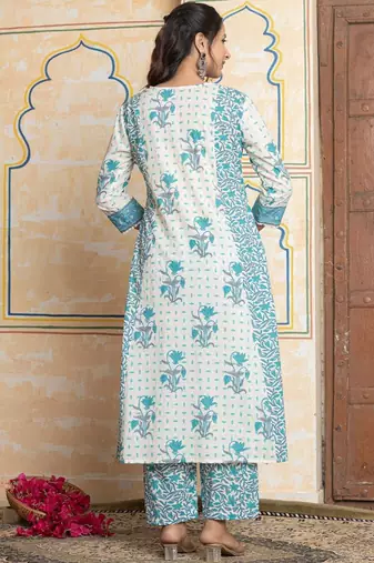 Women Floral Printed Panelled Beads and Stones Pure Cotton Kurta with Trousers & With Dupatta