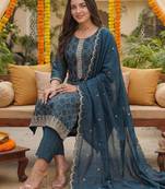 Women Ethnic Motifs Embroidered Regular Thread Work Kurta with Trousers & With Dupatta