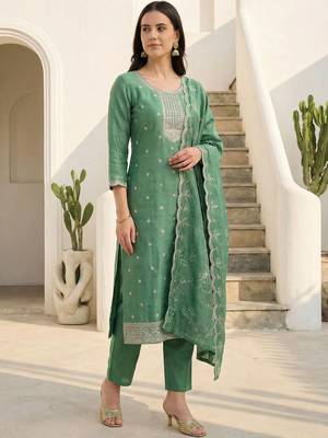 Women Ethnic Motifs Embroidered Regular Thread Work Kurta with Trousers & With Dupatta 1