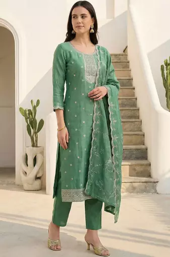Women Ethnic Motifs Embroidered Regular Thread Work Kurta with Trousers & With Dupatta