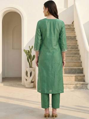 Women Ethnic Motifs Embroidered Regular Thread Work Kurta with Trousers & With Dupatta 4