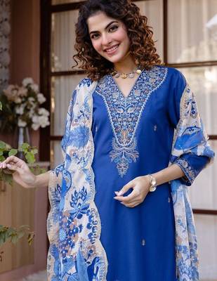 Women Ethnic Motifs Embroidered Regular Thread Work Kurta with Patiala & With Dupatta 3