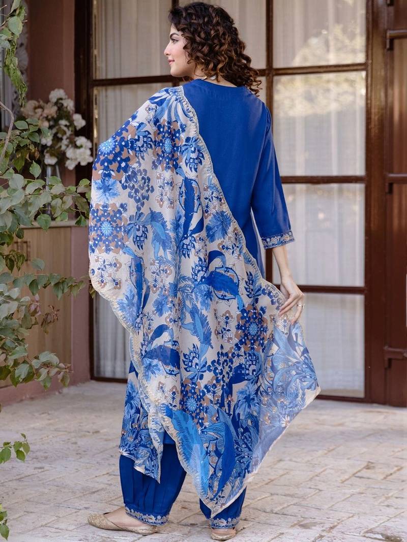 Women Ethnic Motifs Embroidered Regular Thread Work Kurta with Patiala & With Dupatta