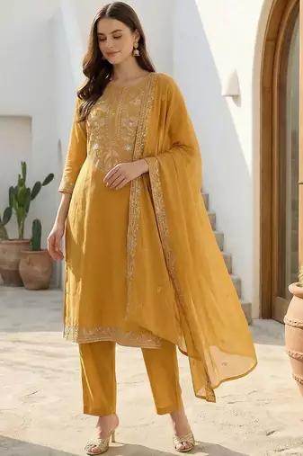 Women Ethnic Motifs Embroidered Regular Thread Work Pure Cotton Kurta with Trousers & With Dupatta
