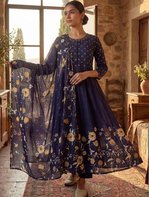 Women Floral Printed Panelled Pure Cotton Kurta with Trousers & With Dupatta 1