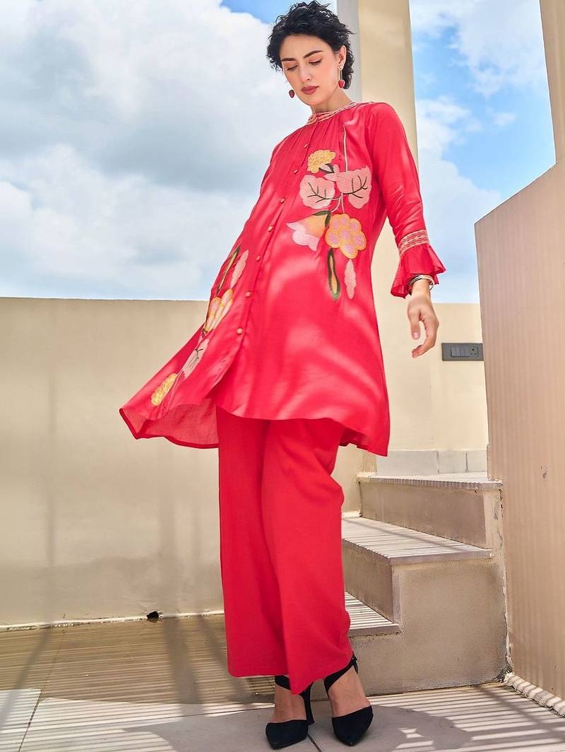 Women Kurta Sets