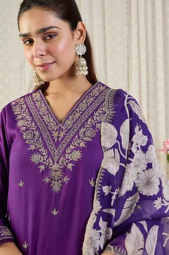 Floral Embroidered Thread Work Straight Kurta With Patiala & Dupatta